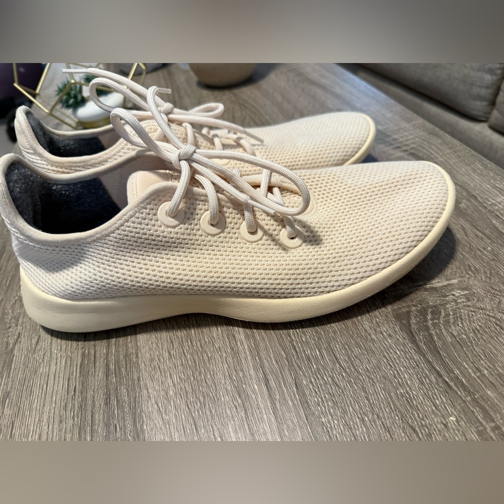 Men’s Allbirds Tree Runners Sneakers - Cream Color (US Size 12)